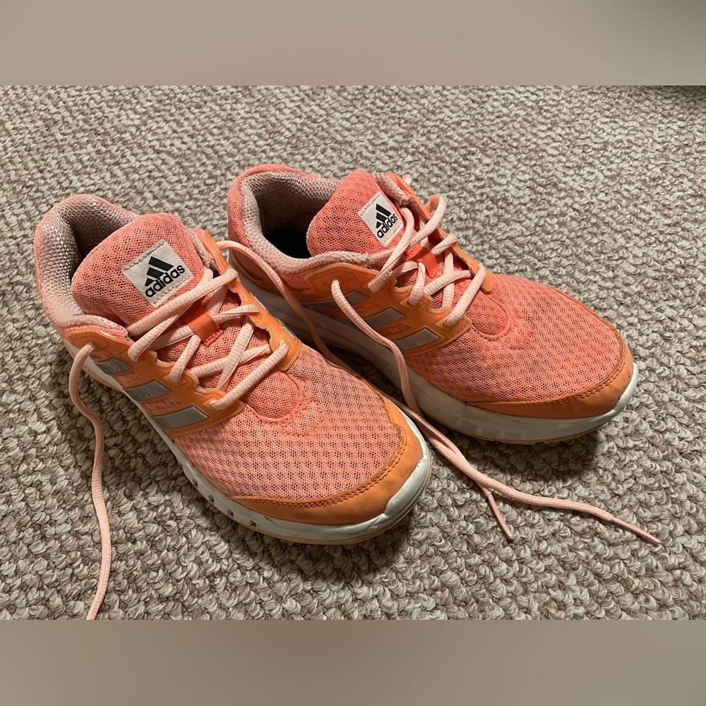 Adidas Sneakers 6.5